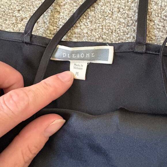 Pleione Black Satin Camisole Tank Top Women’s M Spaghetti Strap Blouse - Picture 3 of 4